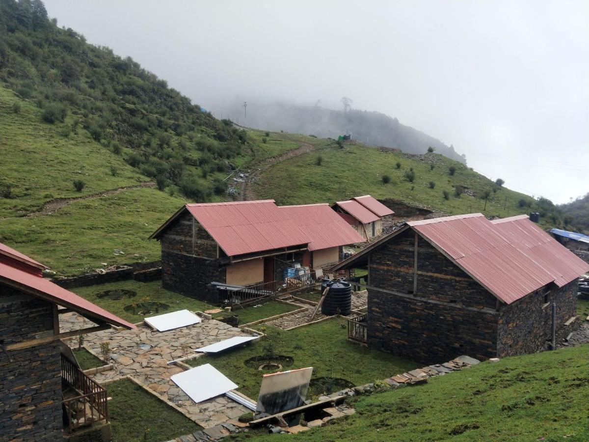 Charikot Tripura Resort Kalinchowk المظهر الخارجي الصورة