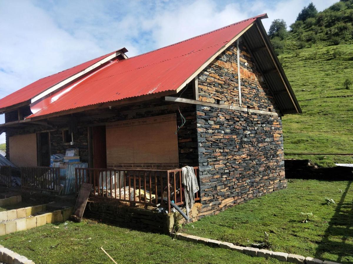 Charikot Tripura Resort Kalinchowk المظهر الخارجي الصورة